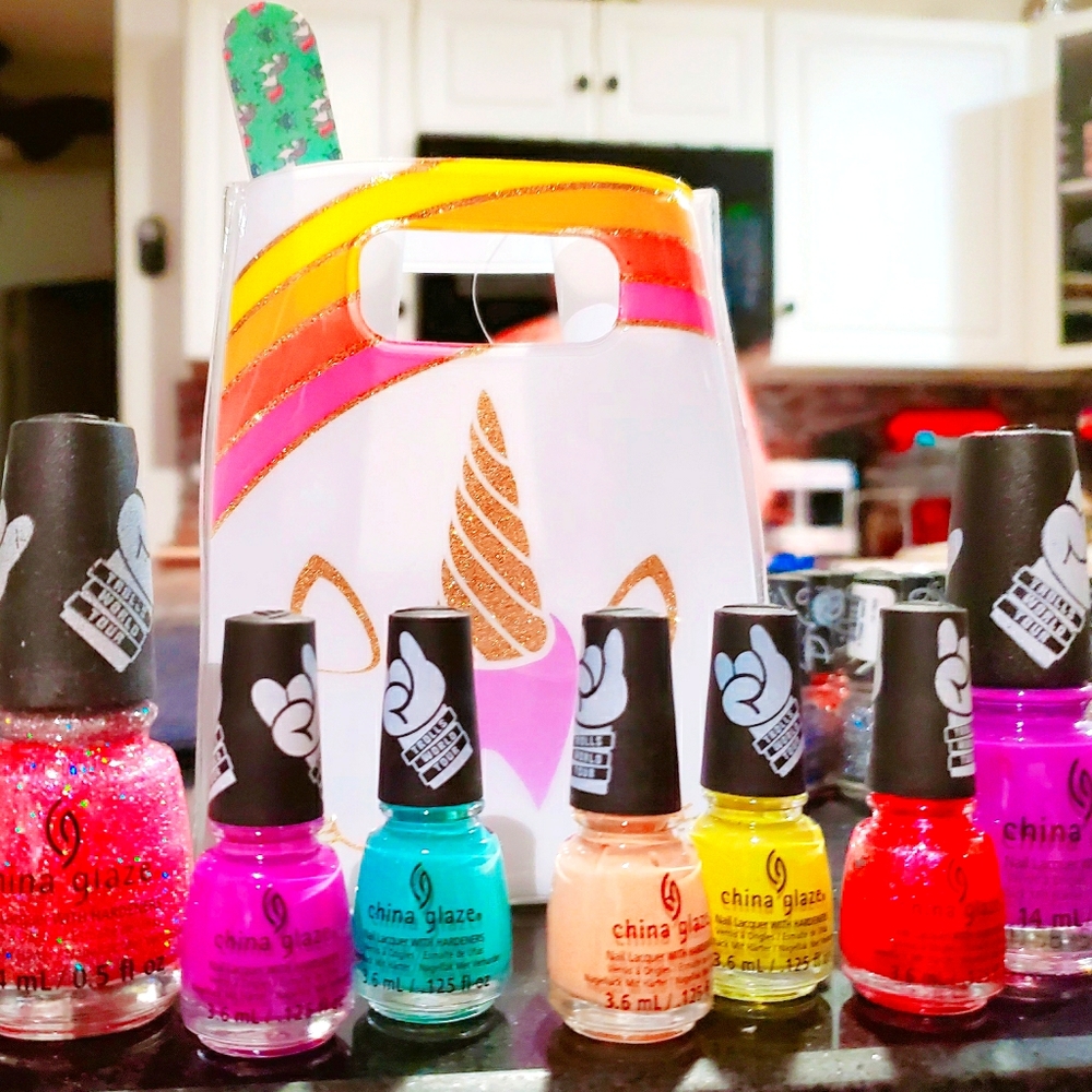 Free gifts! New China Glaze Trolls Collection
